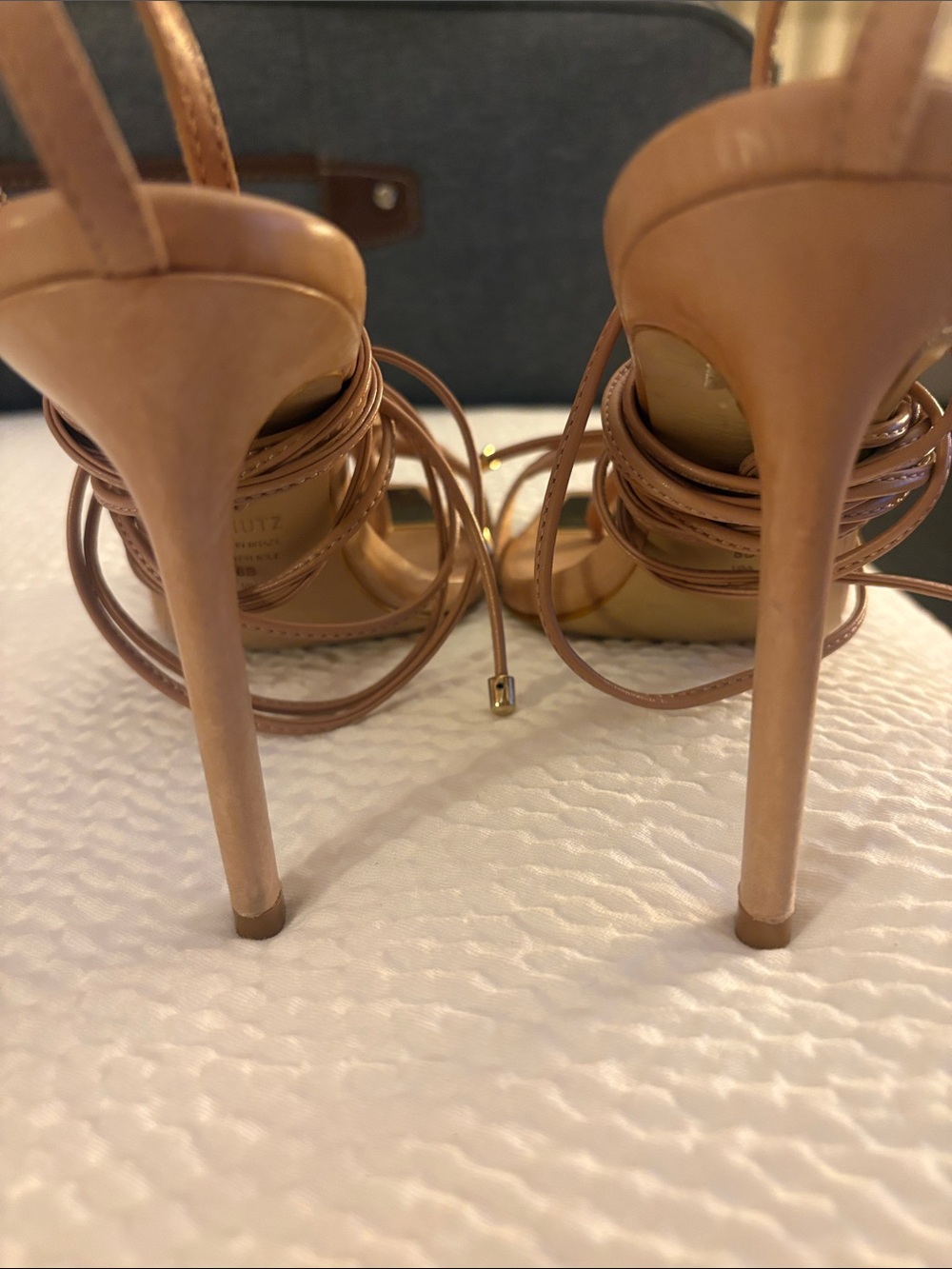Schutz Strappy scandals Beige Size 8- - Picture 9 of 10